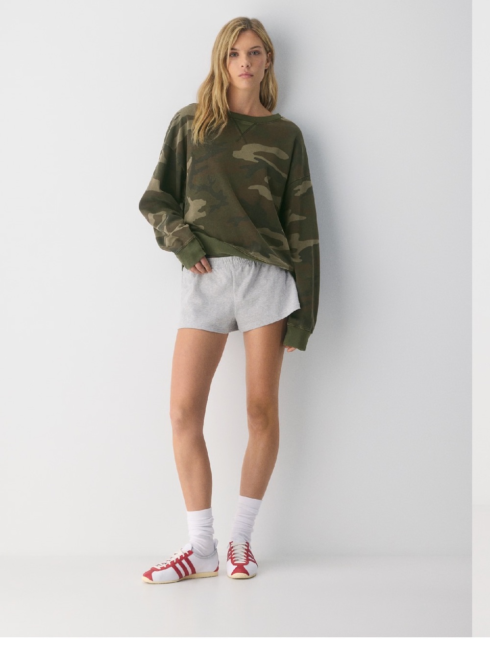Aritzia Light Gray Everyday Athletic Shorts